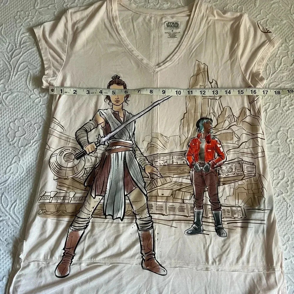 Star Wars Women’s Tshirt Size Small - Picture 7 of 7